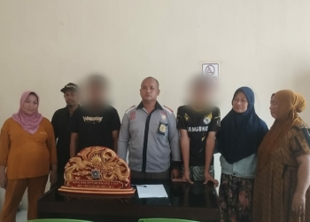 Menyerahkan Diri, Maling Sendal di Masjid Agung Pohuwato Dibina Satpol PP