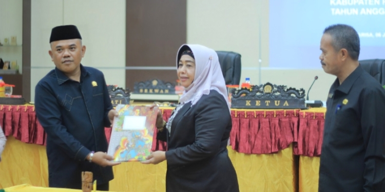DPRD dan Pemda Pohuwato Setujui Ranperda APBD TA 2023