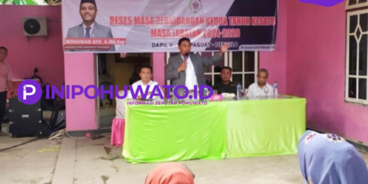 Mohamad Afif Bantu Pembangunan Plat Deker di Desa Buhu Jaya, Tanggapi Keluhan Warga Soal Banjir