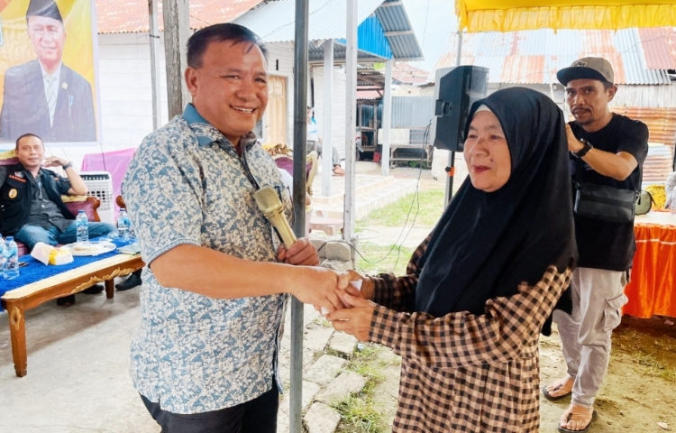 Saat Reses, Beni Nento Eksekusi Bantuan untuk Masjid Pakai Dana Pribadi