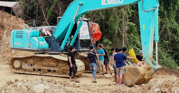 Lagi, Polisi Ciduk Satu Excavator di Lokasi Peti Pohuwato