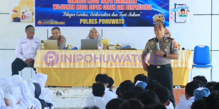 Di SMAN 1 Paguat, Kapolres Pohuwato Ajak Pelajar Cerdas Memilih Pergaulan