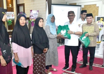 GOW Peduli Kaum Duafa, 81 Paket Sembako Disalurkan di Pohuwato