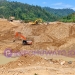 Excavator Berbagai Merek Beroperasi di Botudulanga, Jalan Umum Ikut Terancam